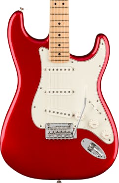Fender Player Stratocaster MN in Candy Apple Red