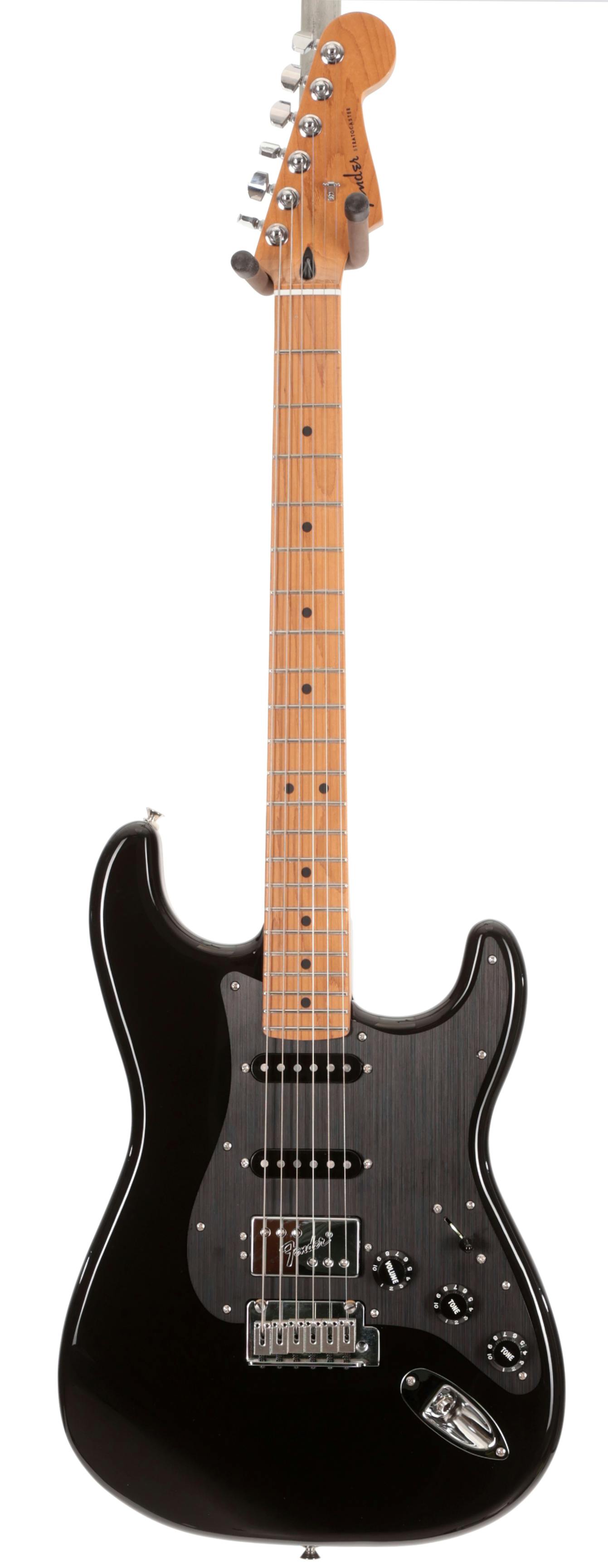 råd trekant Frastøde Fender FSR Player Plus Stratocaster HSS Electric Guitar in Black with  Anodized Pickguard - Andertons Music Co.