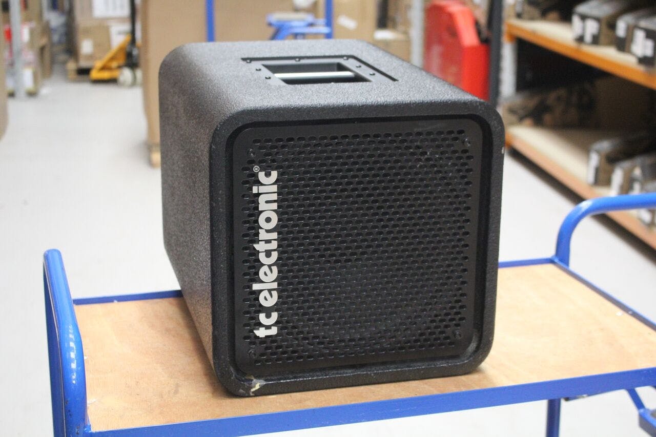 B Stock : TC Electronic RS112 Bass Cabinet - Andertons Music Co.