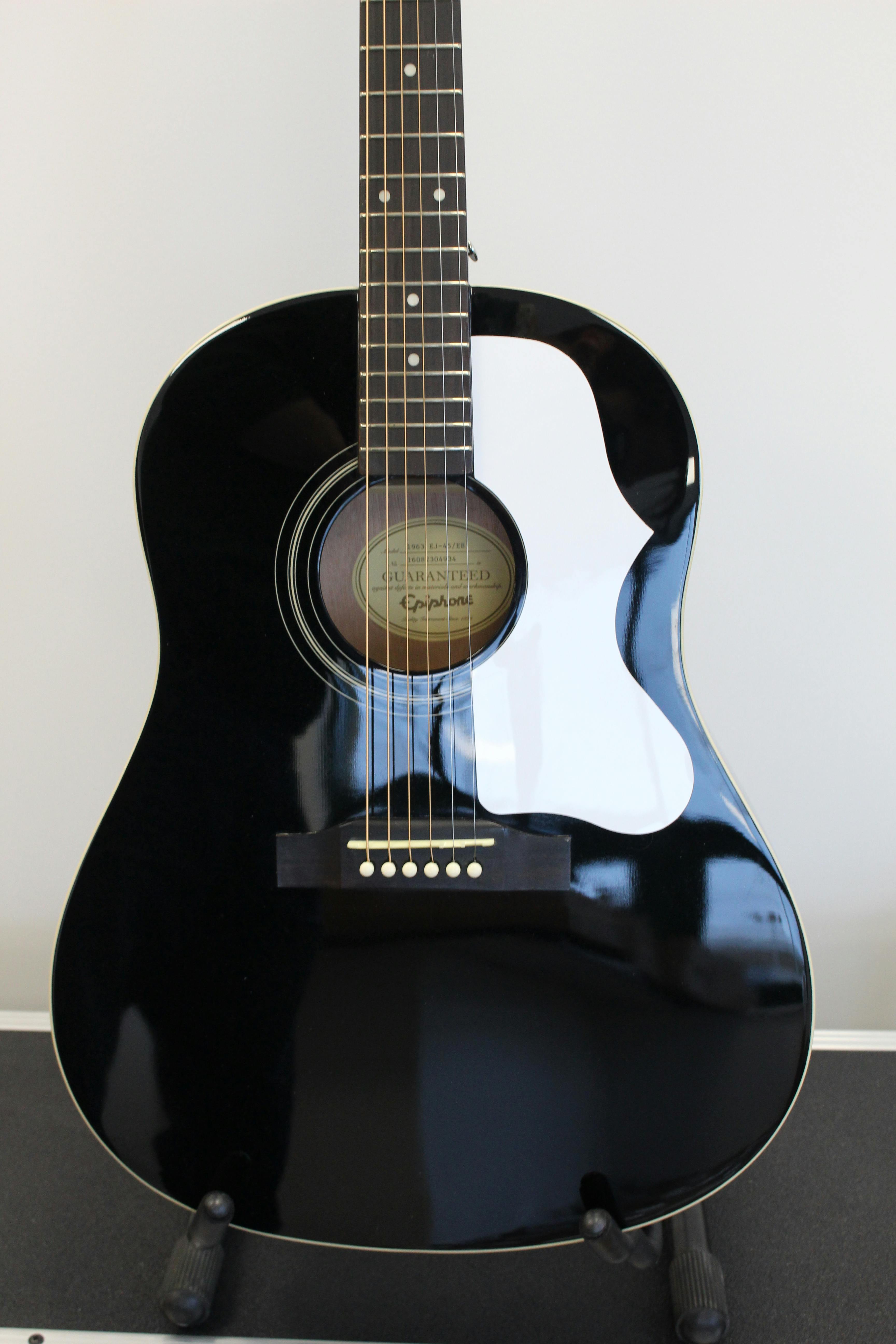 B Stock : Epiphone 1963 EJ-45 Acoustic Guitar in Ebony - Andertons 