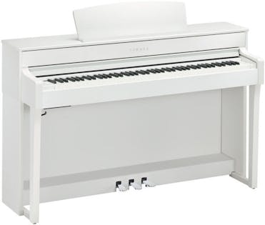 B Stock : Yamaha Clavinova CLP645 Home Piano in Matte White