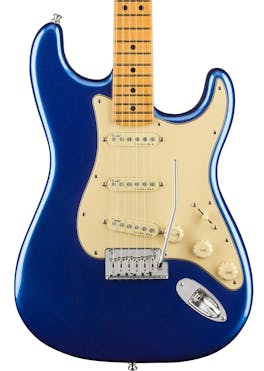 Fender American Ultra Stratocaster Maple Fingerboard In Cobra Blue