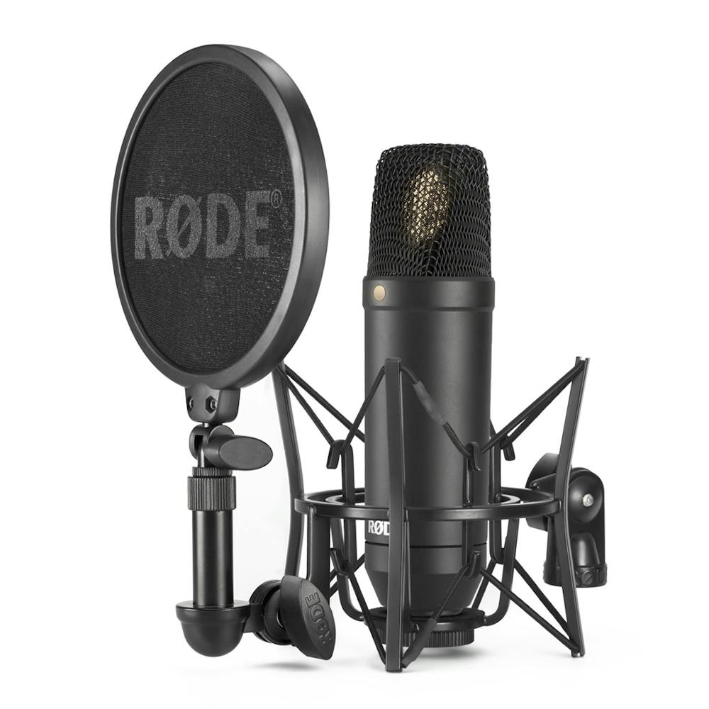 Rode NT1 Cardioid Condenser Microphone in Black with Accessories