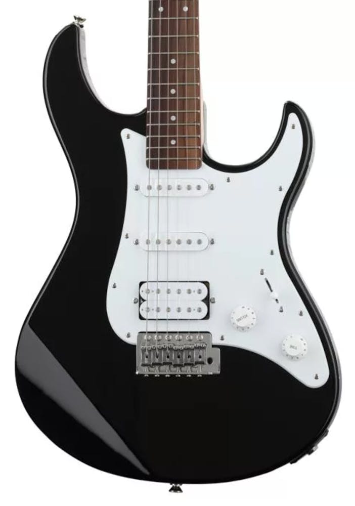 Yamaha Pacifica 012 In Black