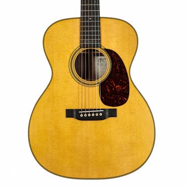 Martin 000-28EC Eric Clapton Signature Acoustic Guitar in Natural