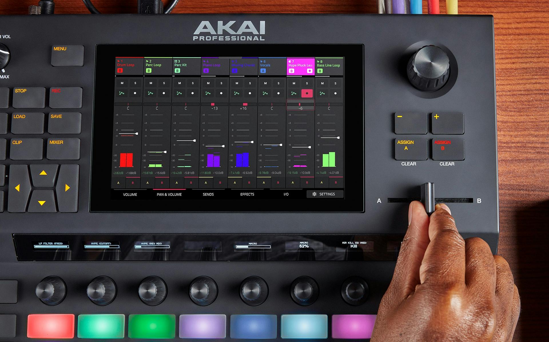 Akai Professional Force Standalone Music Production DJ System - Andertons  Music Co.
