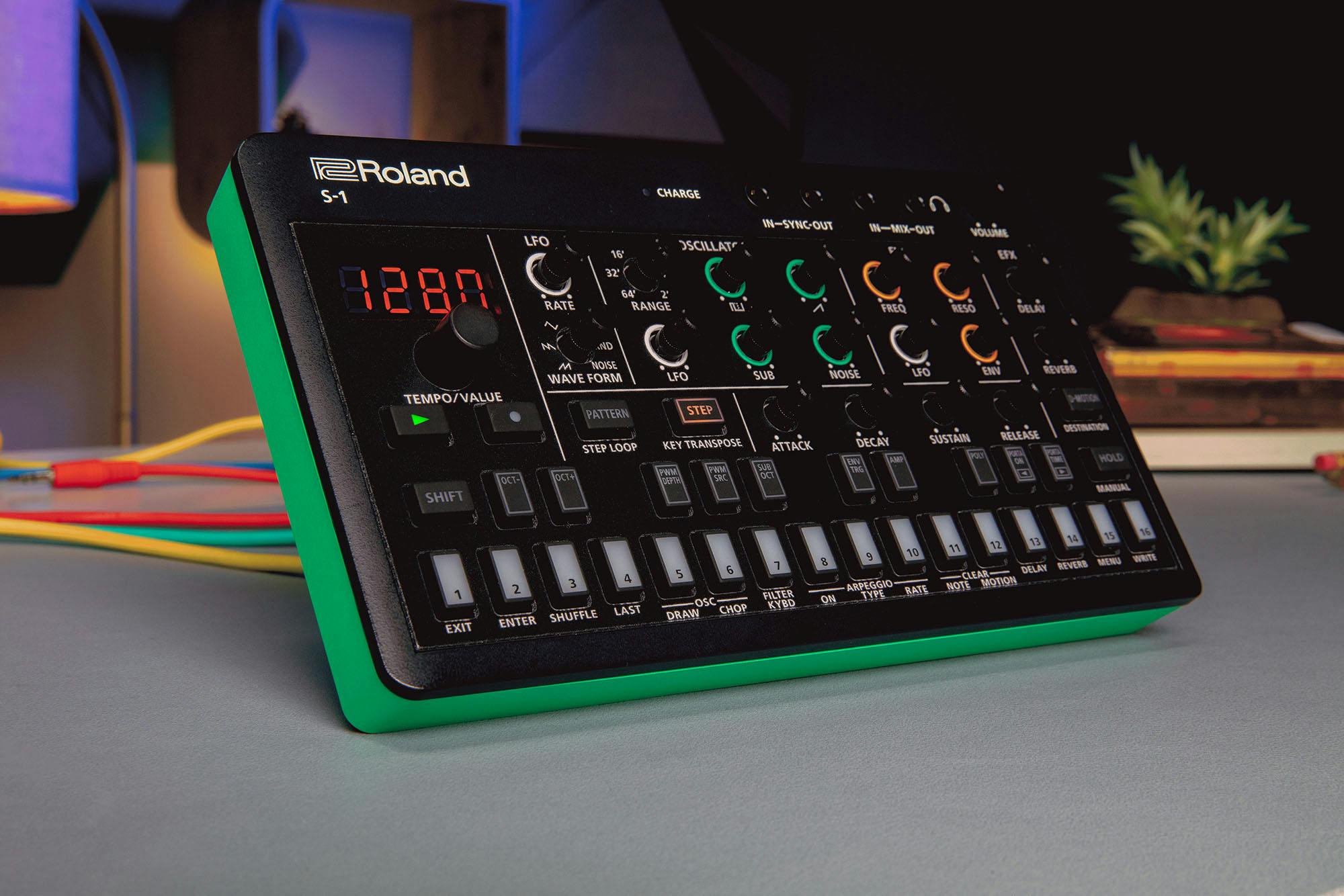 Roland AIRA S-1 Compact Tweak Synth - Andertons Music Co.