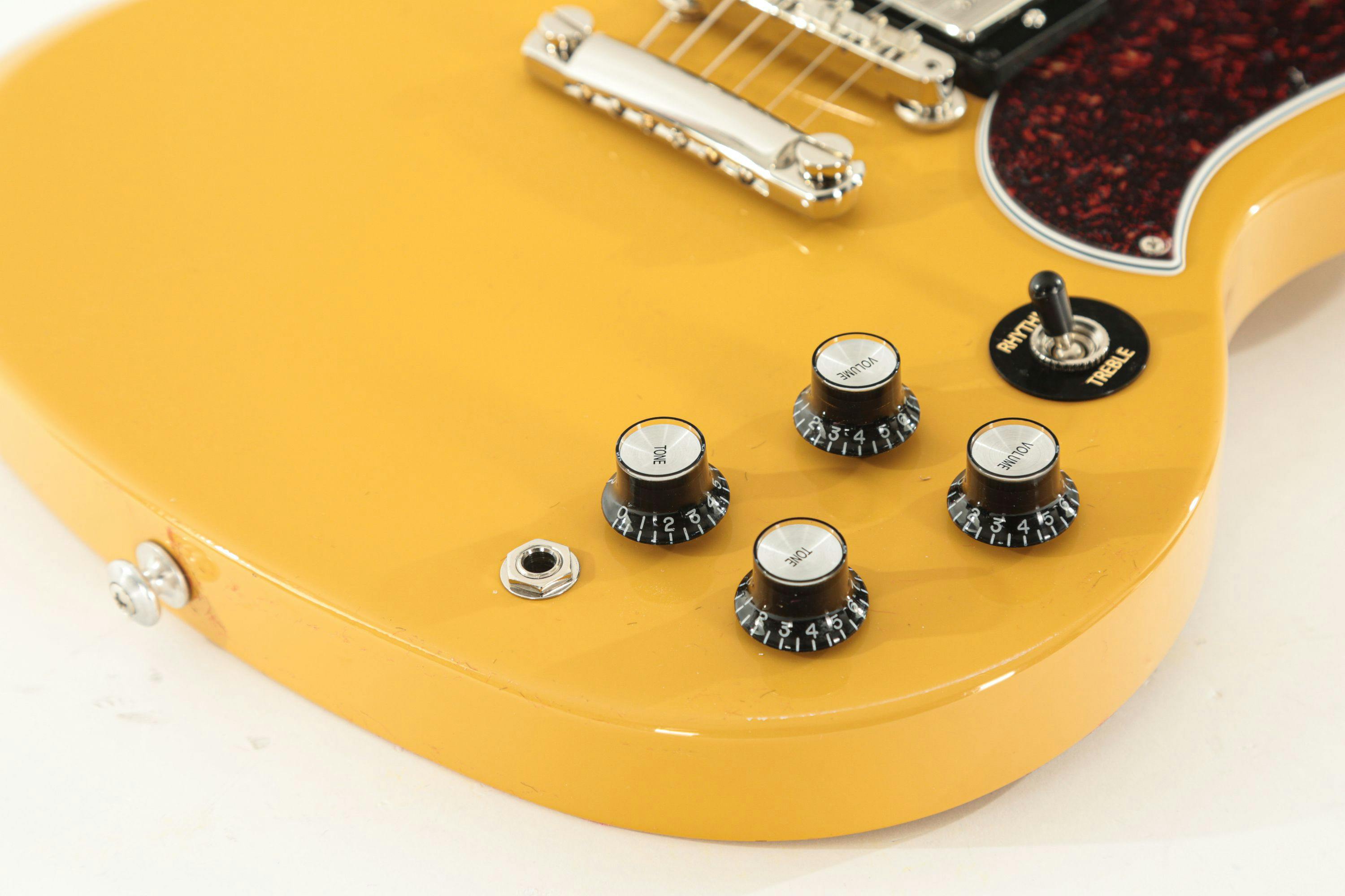 Gibson sg gloss deals yellow