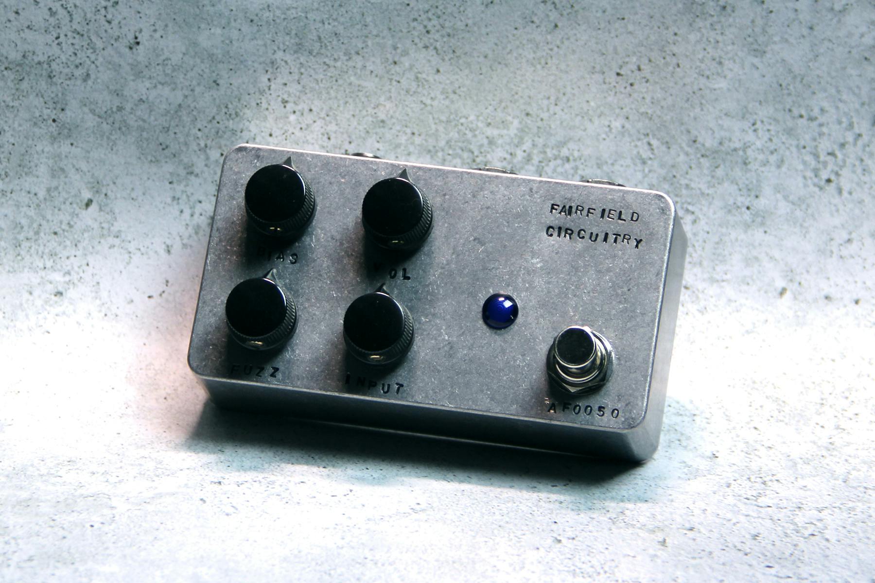 新品 未使用 Fairfield Circuitry ~900-