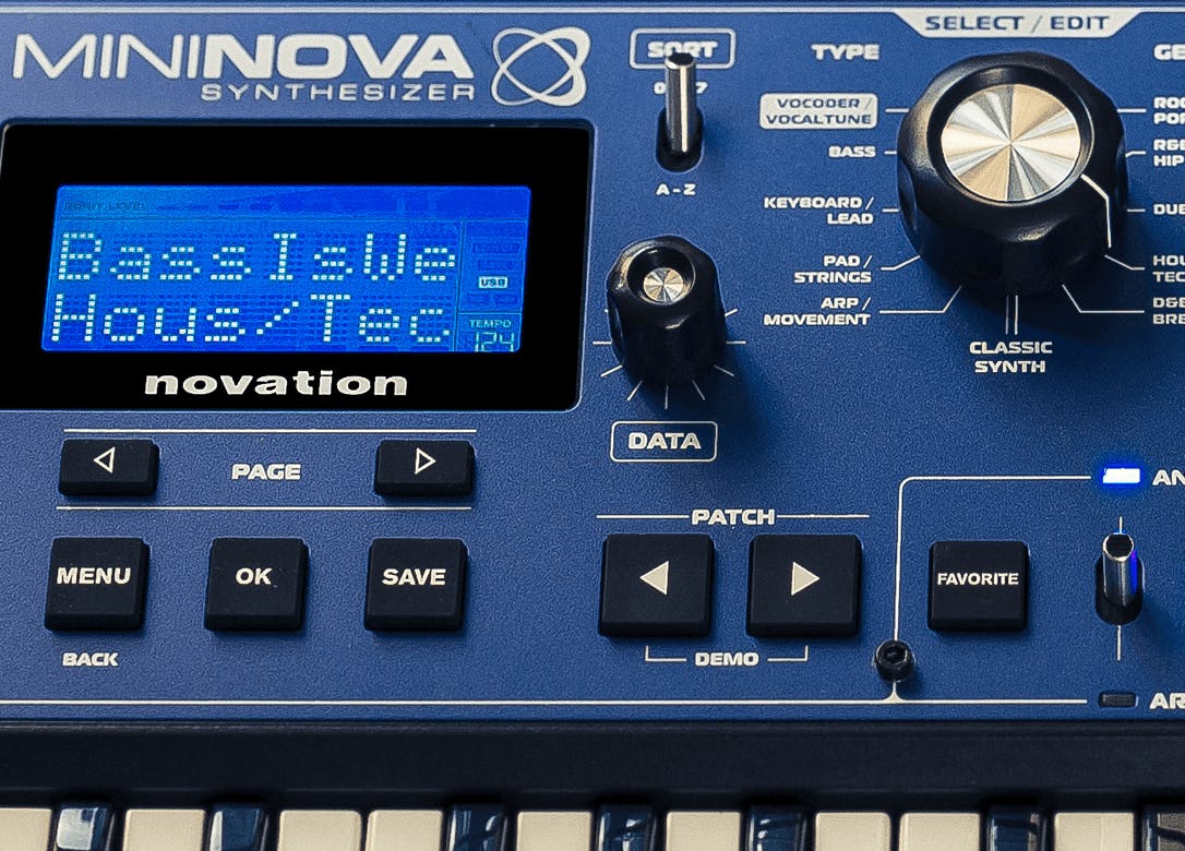 Mininova synth store