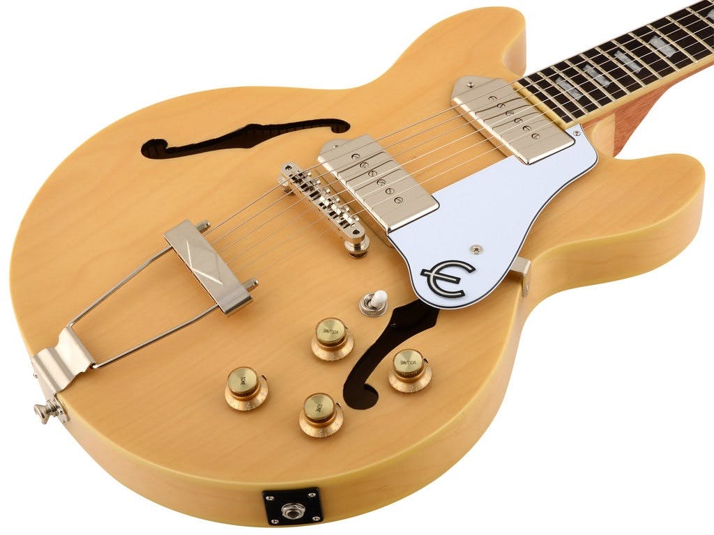 epiphone casino coupe have a center block