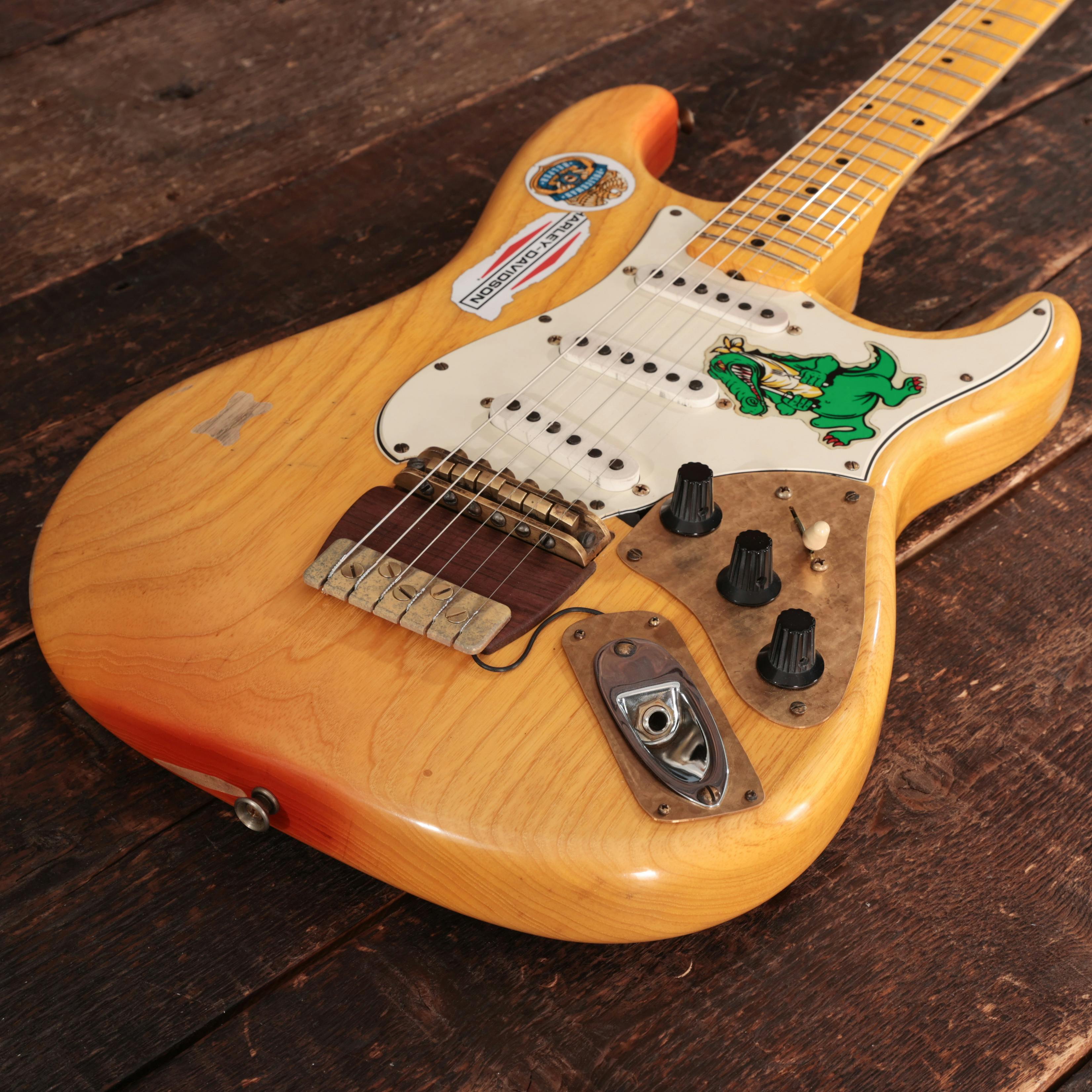 Fender Custom Shop Masterbuilt Jerry Garcia Alligator Stratocaster ...