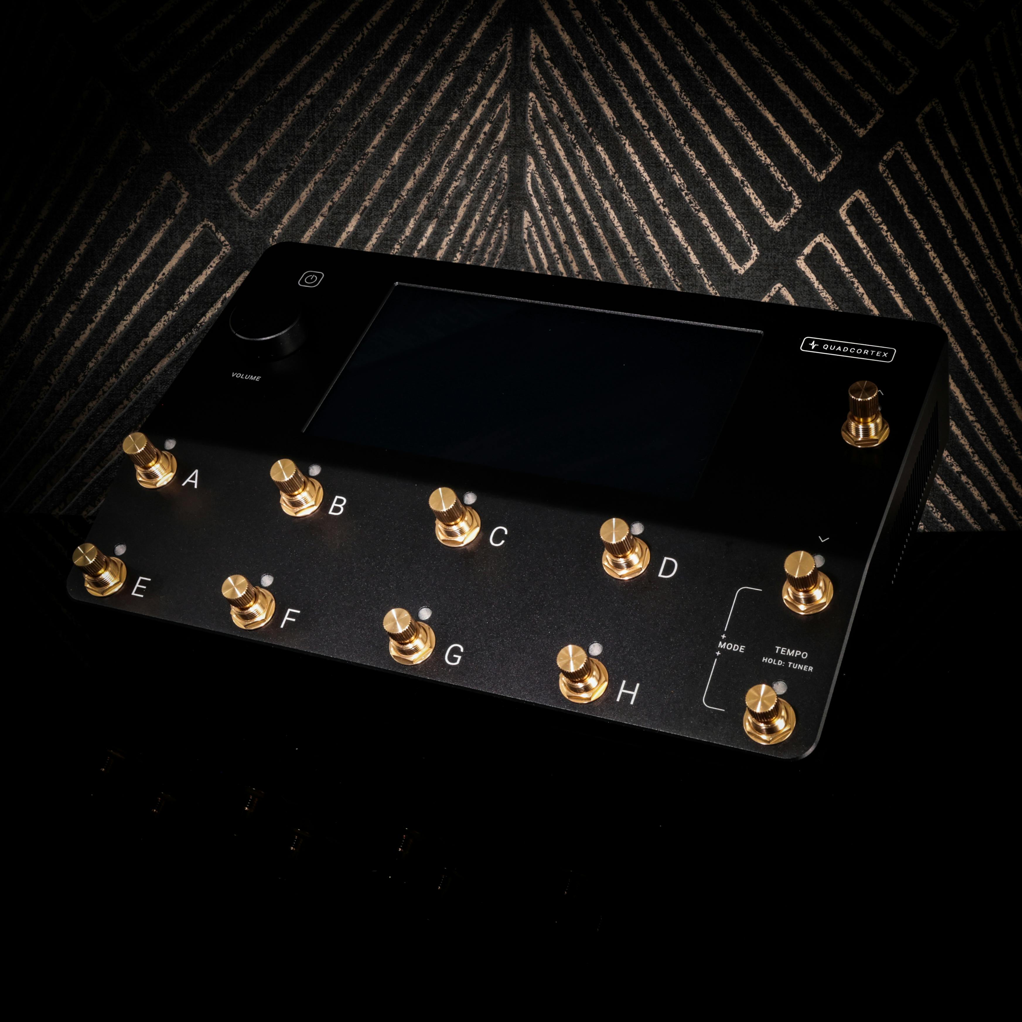 Neural DSP Quad Cortex Digital Amp & Effects Modeller in Limited Edition Black & Gold Sparkle